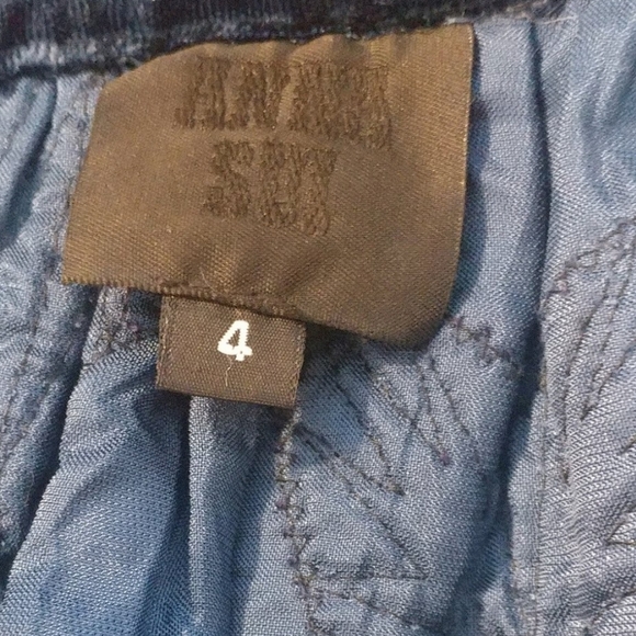 COPY - Anna Sui Velvet Skirt - Picture 3 of 4